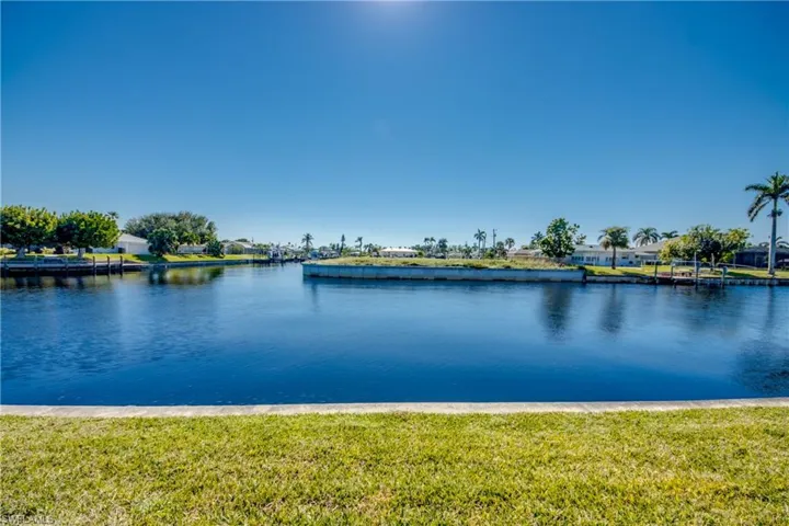 3136 SE 19th  AVE, Cape Coral, FL 33904