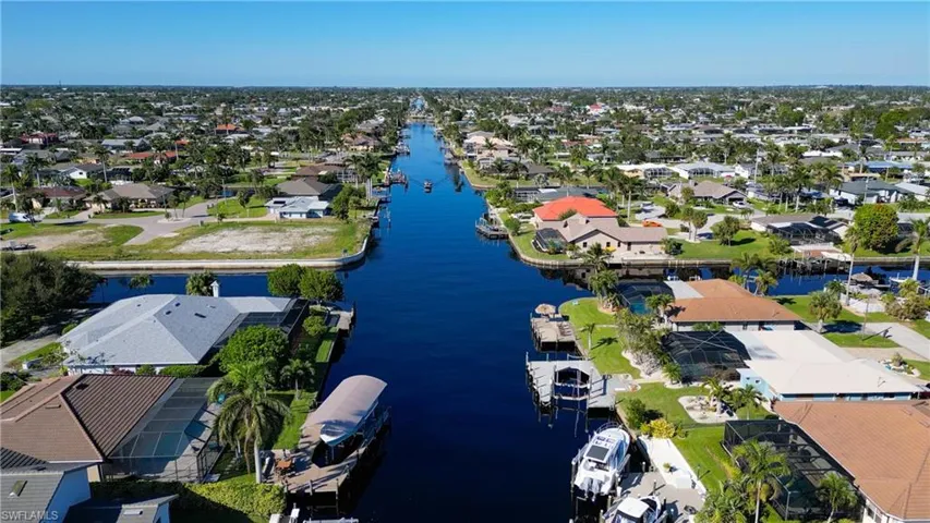 3136 SE 19th  AVE, Cape Coral, FL 33904
