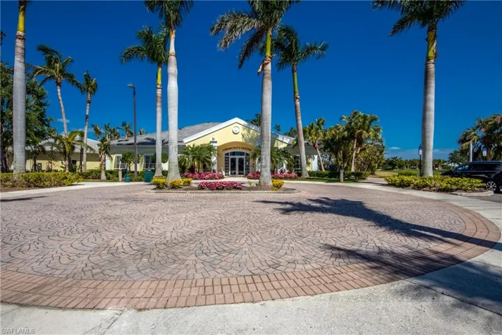 2626  Astwood  CT, Cape Coral, FL 33991