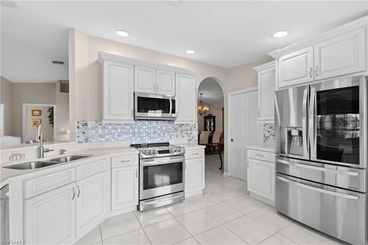 23310 Coconut Island Dr 201, Estero, Florida 34134