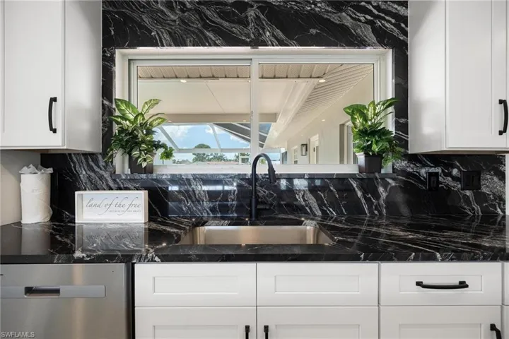 4930 Edith Esplanade, Cape Coral, Florida 33904