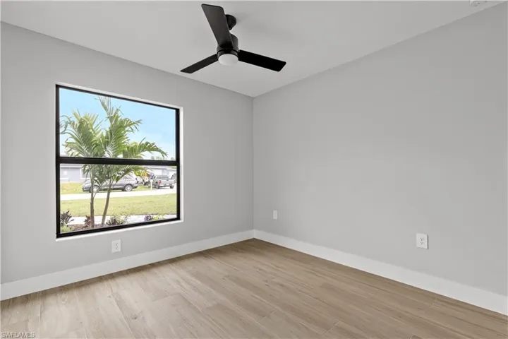 322 NW 5th ST, CAPE CORAL FL 33993