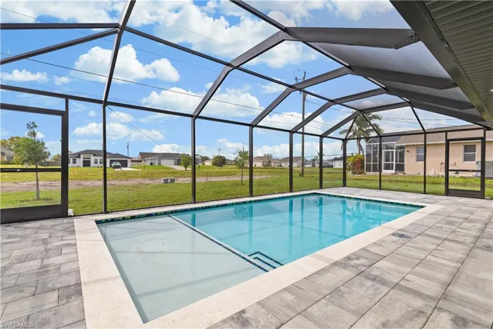 322 NW 5th ST, CAPE CORAL FL 33993
