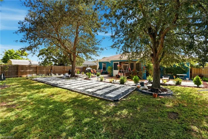 2207 28th St, Cape Coral, Florida 33909
