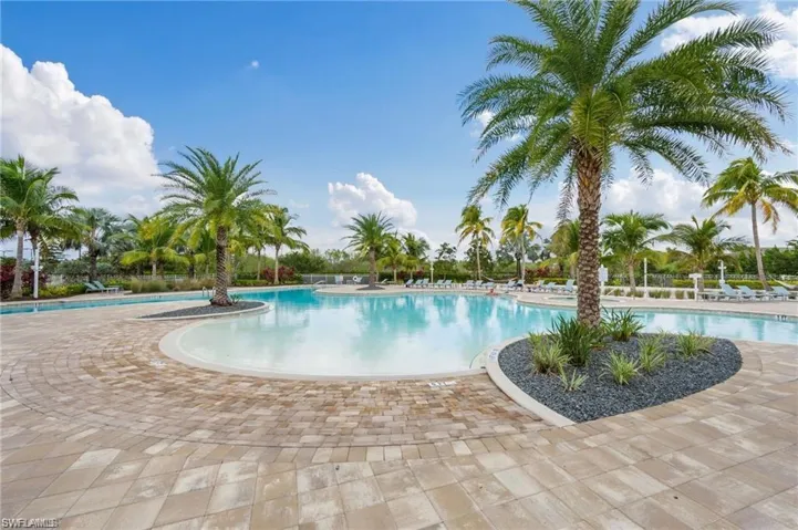 16769 Siesta Drum Way, Bonita Springs, Florida 34135