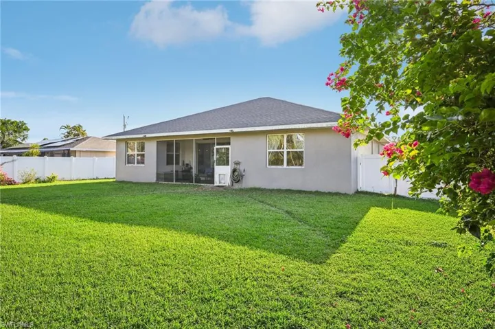 1116 Se 13th Ct, Cape Coral Fl 33990
