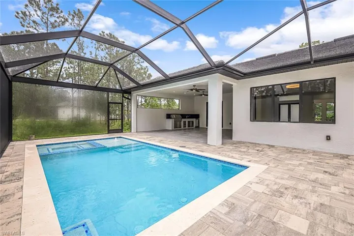 2840 Golden Gate Blvd W, Naples, Florida 34120
