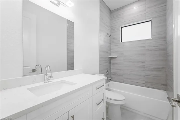 2840 Golden Gate Blvd W, Naples, Florida 34120