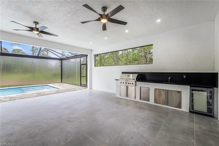 2840 Golden Gate Blvd W, Naples, Florida 34120