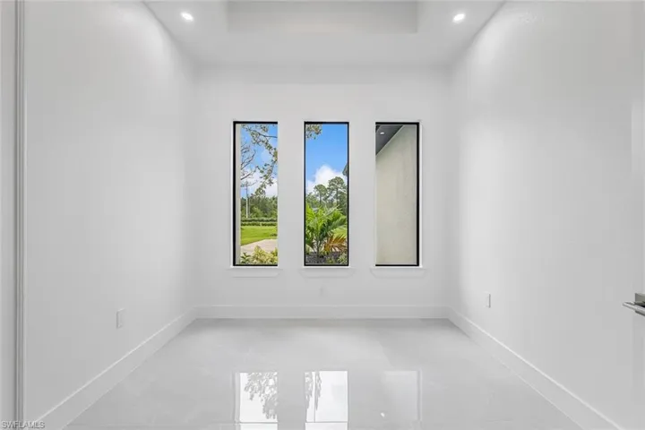 2840 Golden Gate Blvd W, Naples, Florida 34120