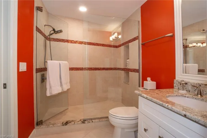 450  BAYFRONT  PL, Naples, FL 34102