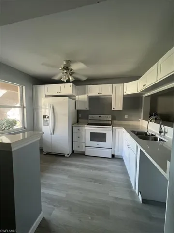 5725  Foxlake  DR, North Fort Myers, FL 33917