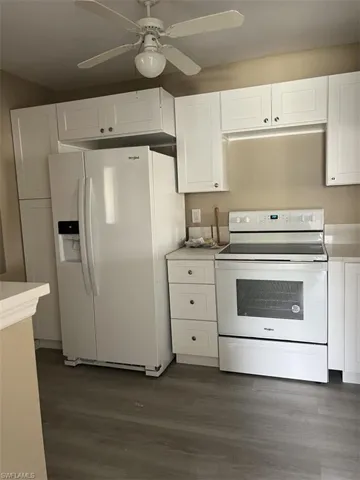 5725  Foxlake  DR, North Fort Myers, FL 33917