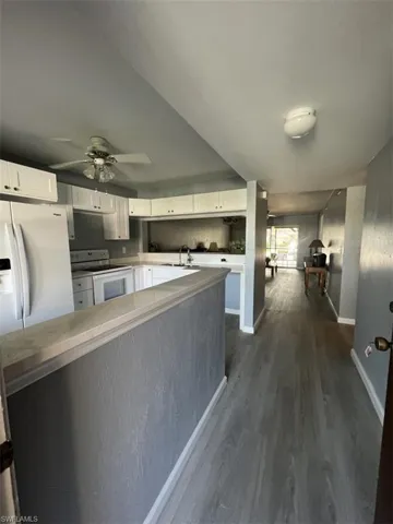 5725  Foxlake  DR, North Fort Myers, FL 33917