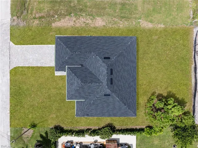 Birds eye view of property