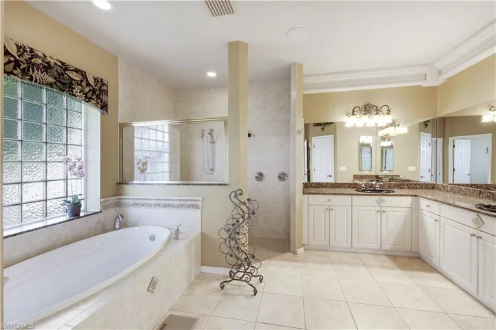 2215 Sw 45th Ter, Cape Coral, Florida 33914
