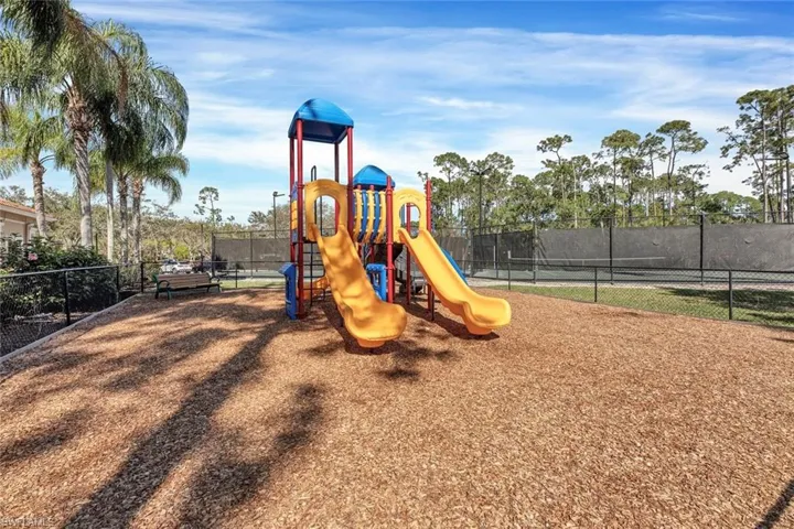 5260 Birmingham Dr # 202, Naples Fl 34110