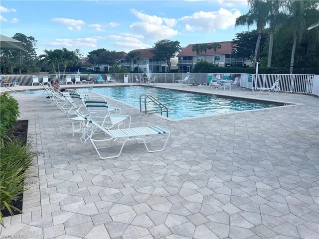 5260 Birmingham Dr # 202, Naples Fl 34110