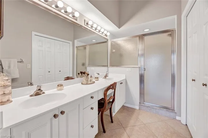 5260 Birmingham Dr # 202, Naples Fl 34110