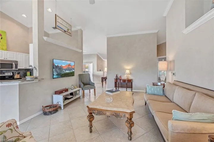 5260 Birmingham Dr # 202, Naples Fl 34110
