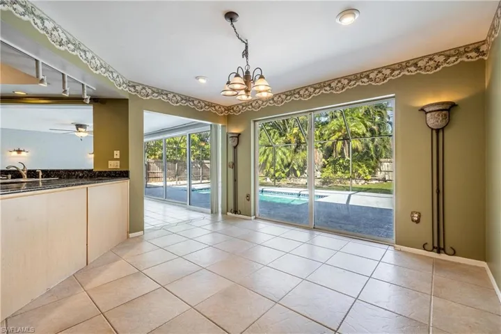 71  Mentor  DR, Naples, FL 34110