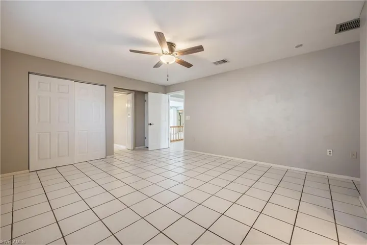 71  Mentor  DR, Naples, FL 34110
