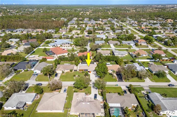 71  Mentor  DR, Naples, FL 34110