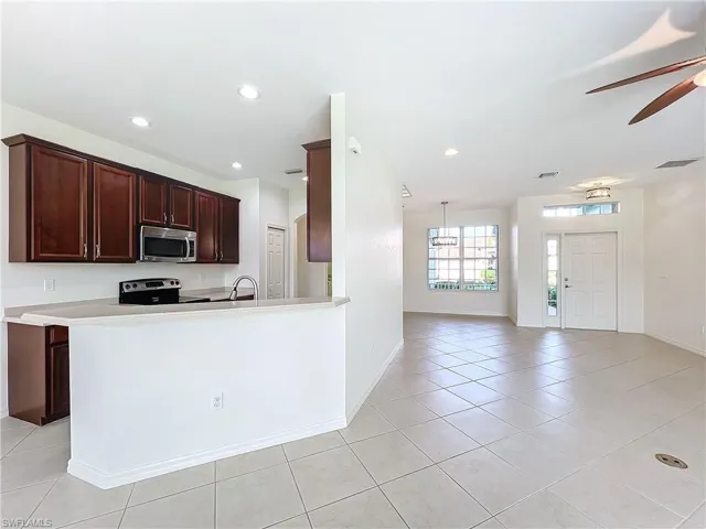 3452  Via Montana  WAY, North Fort Myers, FL 33917