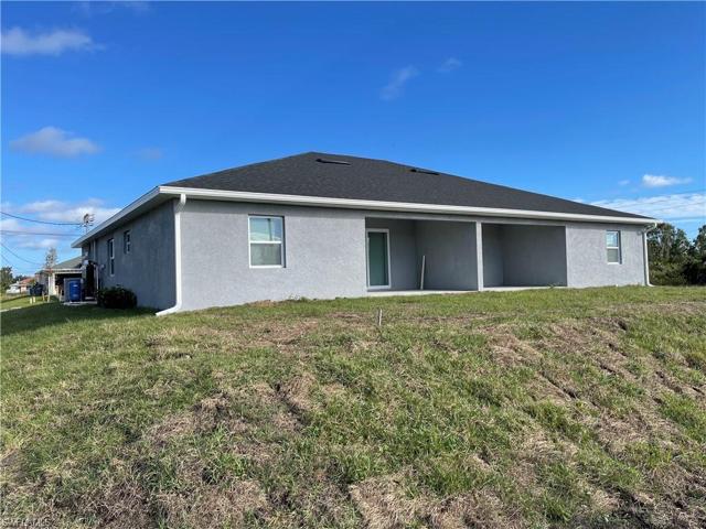 320-322  Ivan S AVE, LEHIGH ACRES, FL 33973