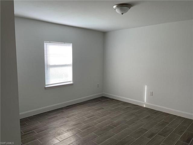 320-322  Ivan S AVE, LEHIGH ACRES, FL 33973