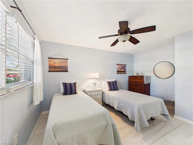 300 Valley Stream Dr 3d, Naples, Florida 34113