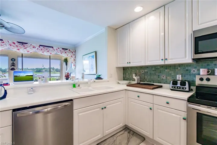 3910  Deer Crossing  CT, Naples, FL 34114