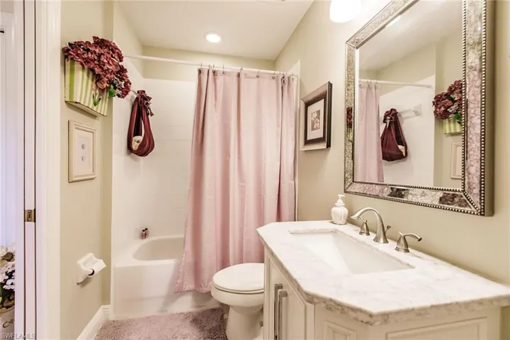 3910  Deer Crossing  CT, Naples, FL 34114