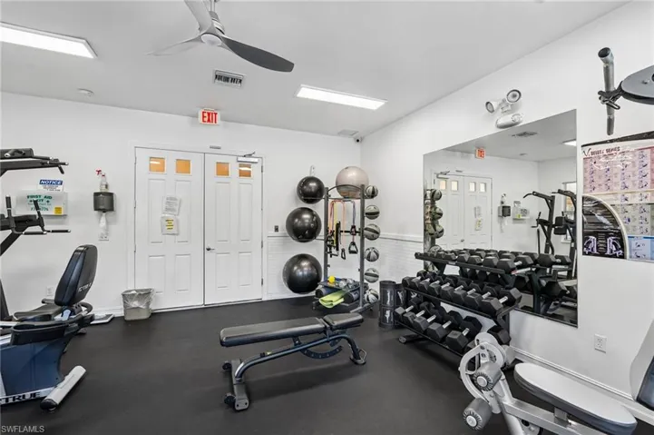 7859  Sanctuary  CIR, Naples, FL 34104