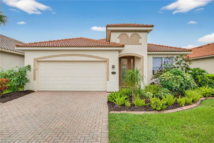 Front view of home