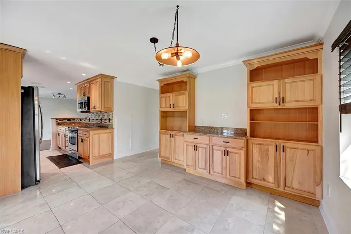 4328 Beechwood Lake DR, NAPLES FL 34112