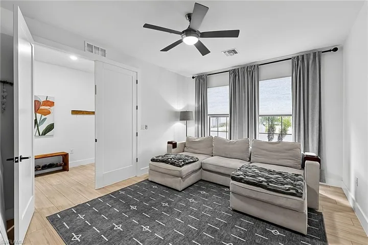 9214 Bexley Dr, Fort Myers, Florida 33967