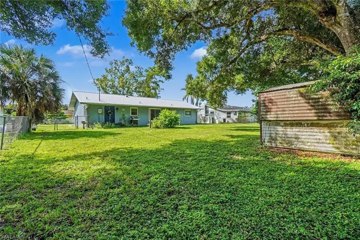 You get a good sized, fenced backyard here