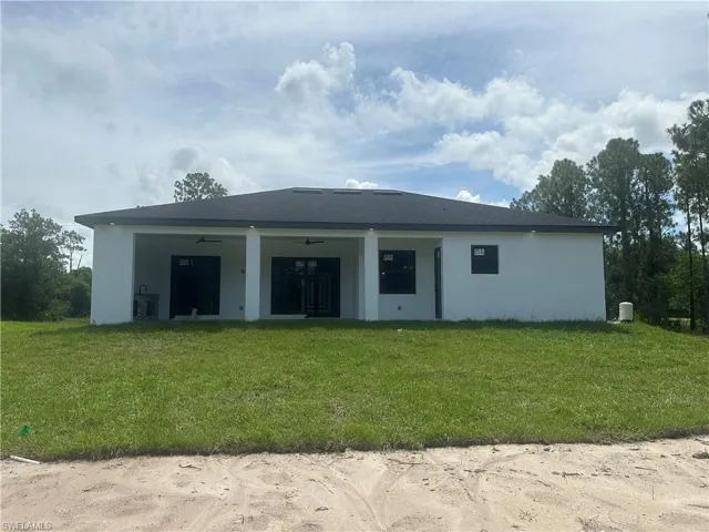 119 Moore Ave, Lehigh Acres, Florida 33936