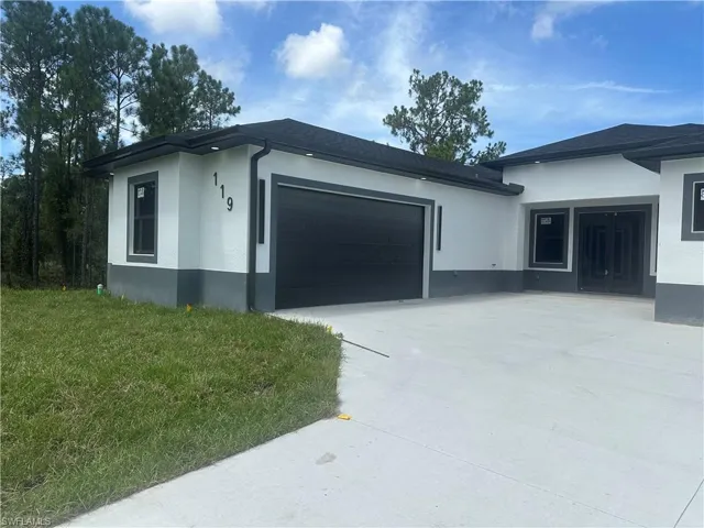 119 Moore Ave, Lehigh Acres, Florida 33936