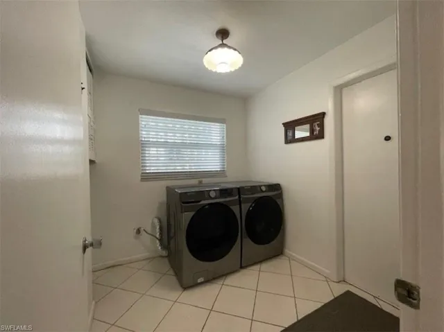 3611 Se 8th Pl, Cape Coral Fl 33904