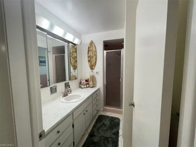 3611 Se 8th Pl, Cape Coral Fl 33904