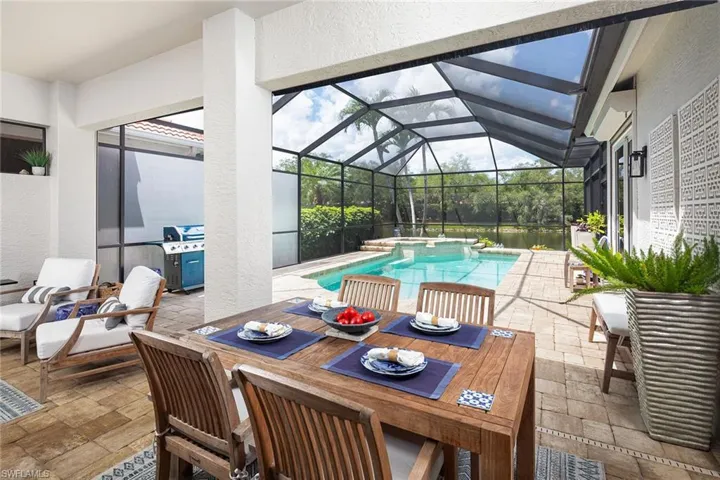 1002  Fountain  RUN, Naples, FL 34119