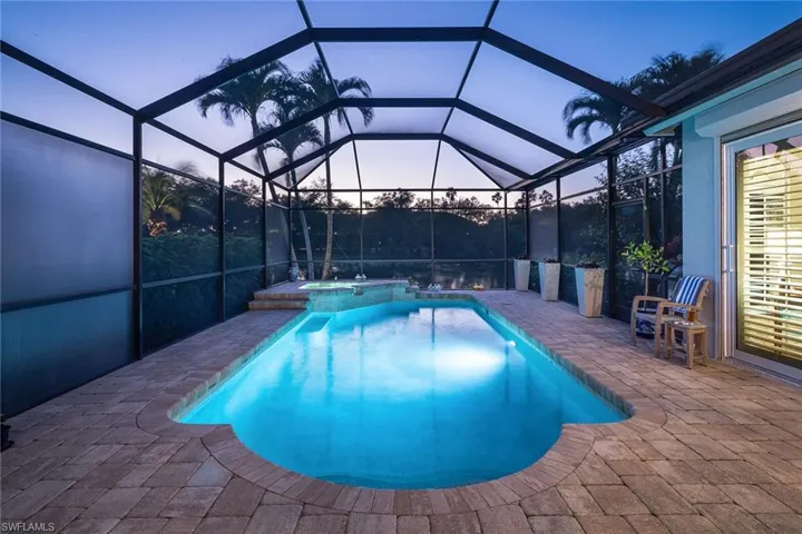 1002  Fountain  RUN, Naples, FL 34119
