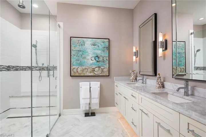 1002  Fountain  RUN, Naples, FL 34119