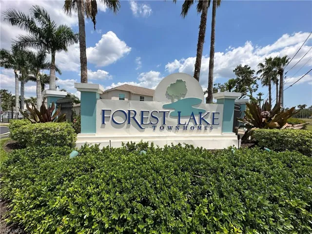 3627  Pine Oak  CIR, Fort Myers, FL 33916