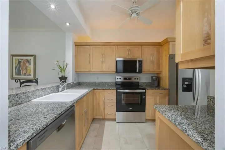 410  Bayfront  PL, Naples, FL 34102