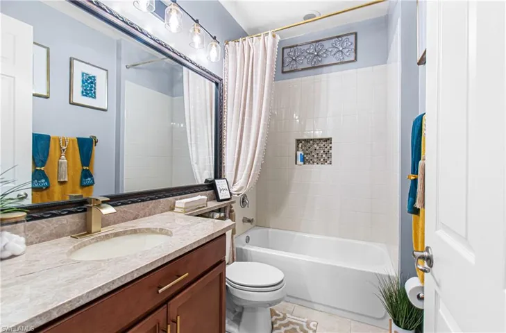 10143 Chesapeake Bay Dr, Fort Myers, Florida 33913