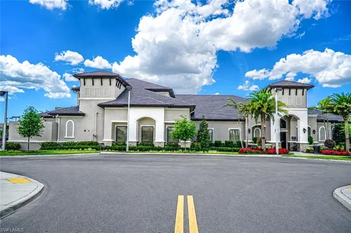 10143 Chesapeake Bay Dr, Fort Myers, Florida 33913