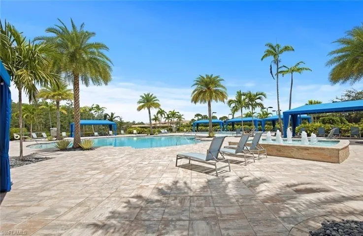 10143  Chesapeake Bay  DR, Fort Myers, FL 33913